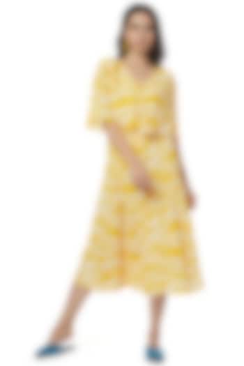 Yellow Slub Satin Skirt Set by Ankita