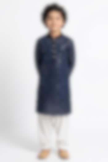 Navy Blue Cotton Silk Chikankari Work Kurta Set For Boys by Ankit V kapoor Kids at Pernia's Pop Up Shop