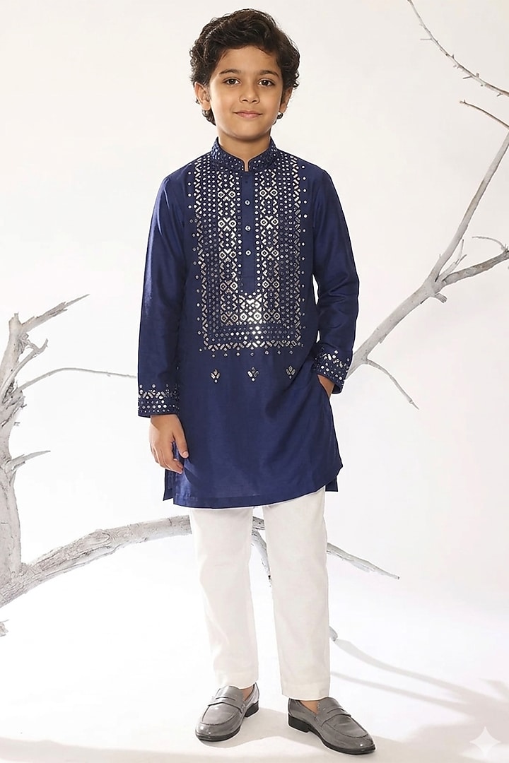 Navy Blue Cotton Silk Mirror Work Kurta Set For Boys by Ankit V kapoor Kids at Pernia's Pop Up Shop