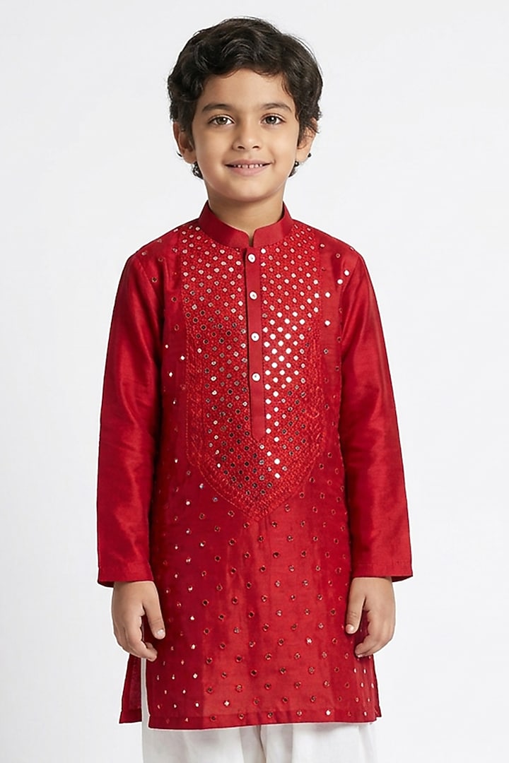 Red Cotton Silk Mirror Work Kurta Set For Boys by Ankit V kapoor Kids at Pernia's Pop Up Shop