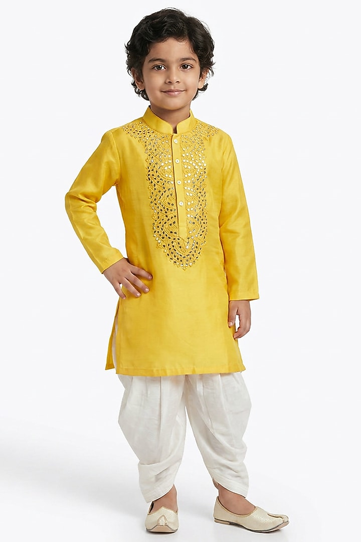 Yellow Cotton Silk Mirror Embroidered Kurta Set For Boys by Ankit V kapoor Kids at Pernia's Pop Up Shop