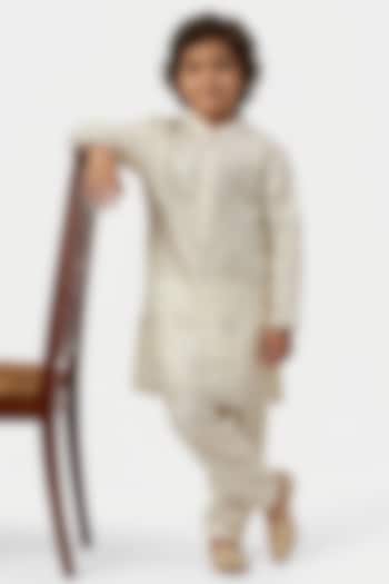 Cream Cotton Silk Mirror Embellished Kurta Set For Boys by Ankit V kapoor Kids at Pernia's Pop Up Shop