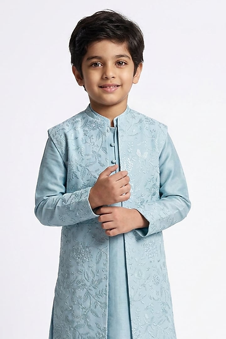 Powder Blue Cotton Silk Floral Embroidered Indowestern Set For Boys by Ankit V kapoor Kids at Pernia's Pop Up Shop