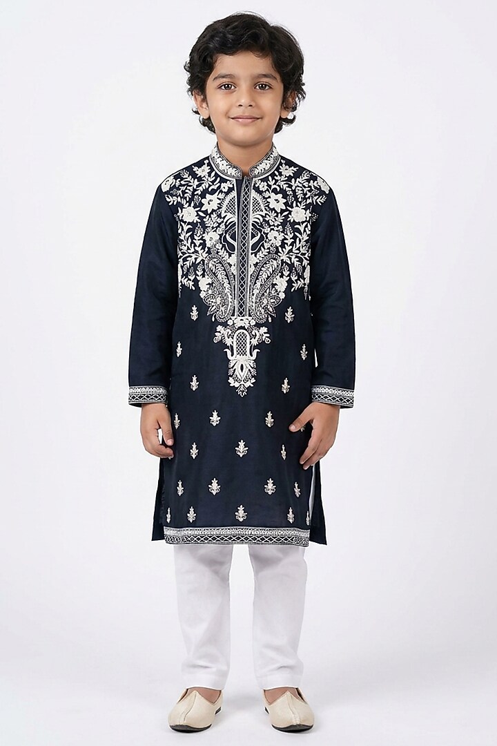 Navy Blue Cotton Silk Floral Embellished Kurta Set For Boys by Ankit V kapoor Kids at Pernia's Pop Up Shop