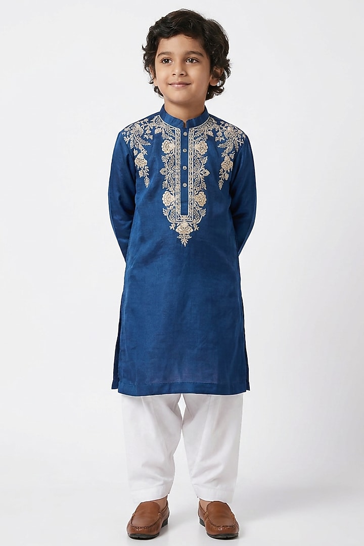 Teal Blue Cotton Silk Floral Embellished Kurta Set For Boys by Ankit V kapoor Kids at Pernia's Pop Up Shop