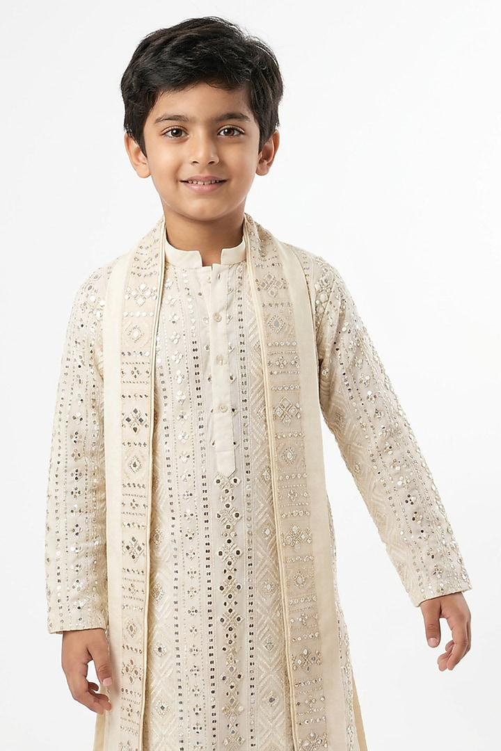 Cream Cotton Silk Mirror Embroidered Kurta Set For Boys by Ankit V kapoor Kids at Pernia's Pop Up Shop