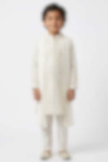 Ivory Cotton Silk Sequin Embroidered Kurta Set For Boys by Ankit V kapoor Kids at Pernia's Pop Up Shop