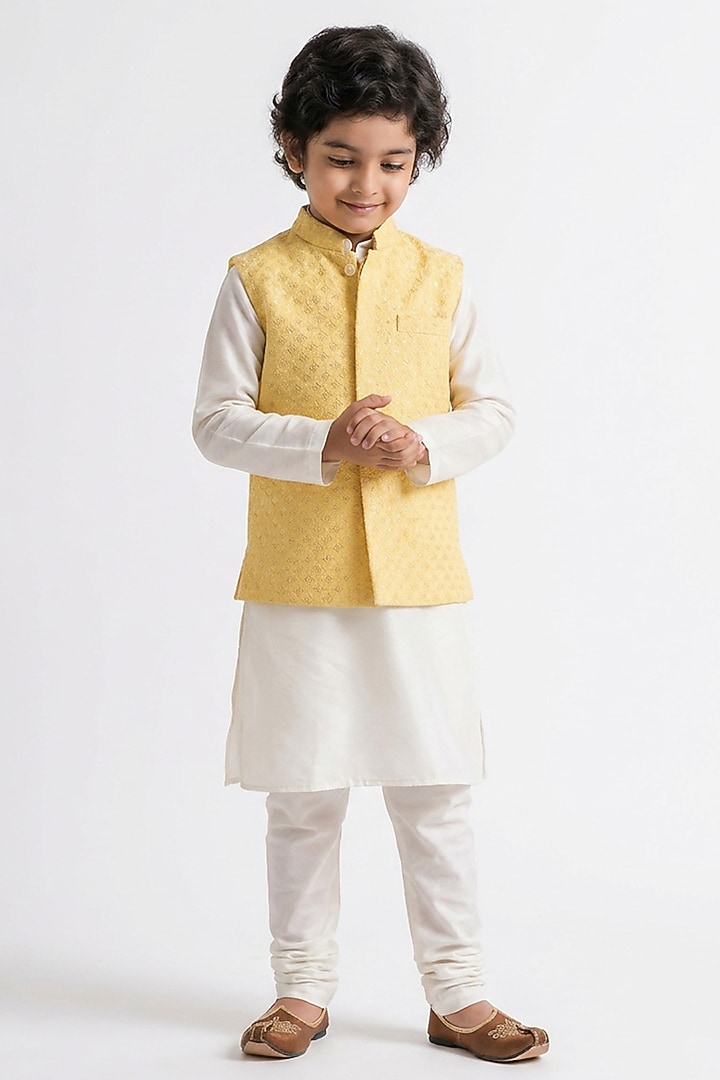 Yellow Cotton Silk Chikankari Embroidered Nehru Jacket Set For Boys by Ankit V kapoor Kids at Pernia's Pop Up Shop