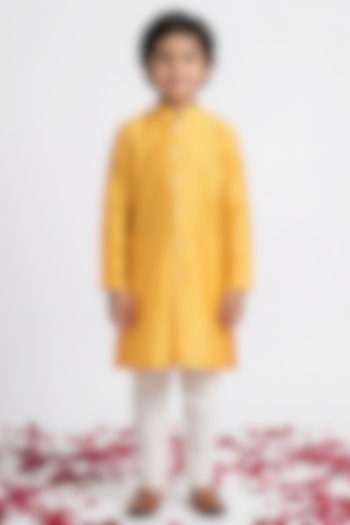 Mustard Silk Kurta Set For Boys by Ankit V kapoor Kids at Pernia's Pop Up Shop