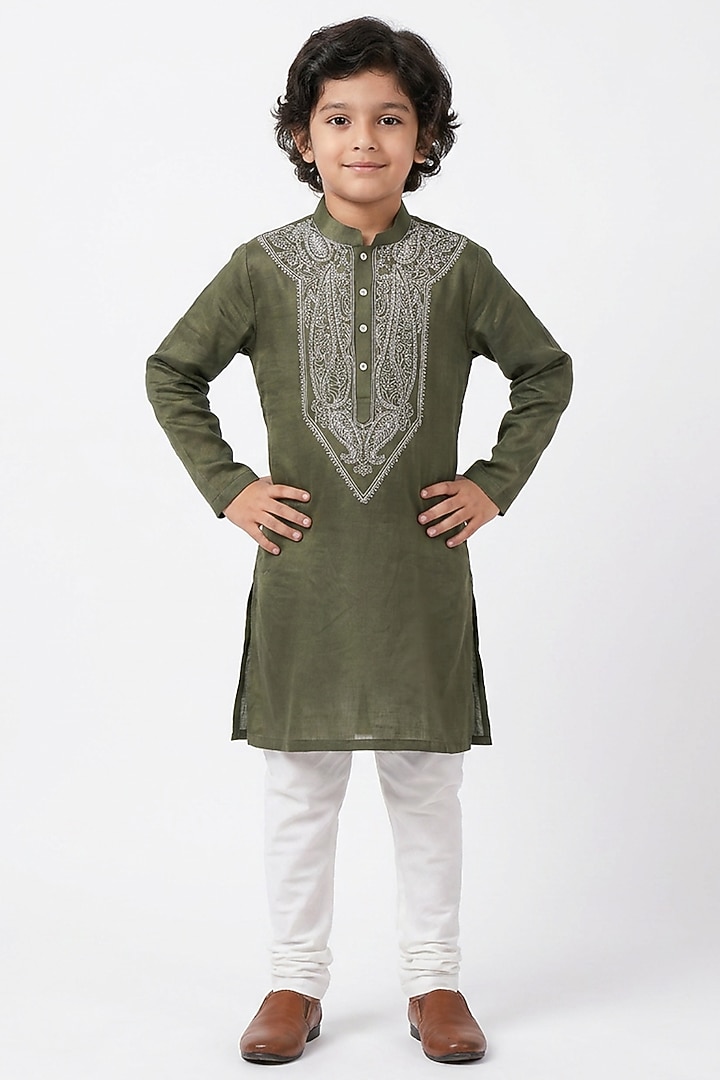 Olive Green Silk Chikankari Embroidered Kurta Set For Boys by Ankit V kapoor Kids at Pernia's Pop Up Shop