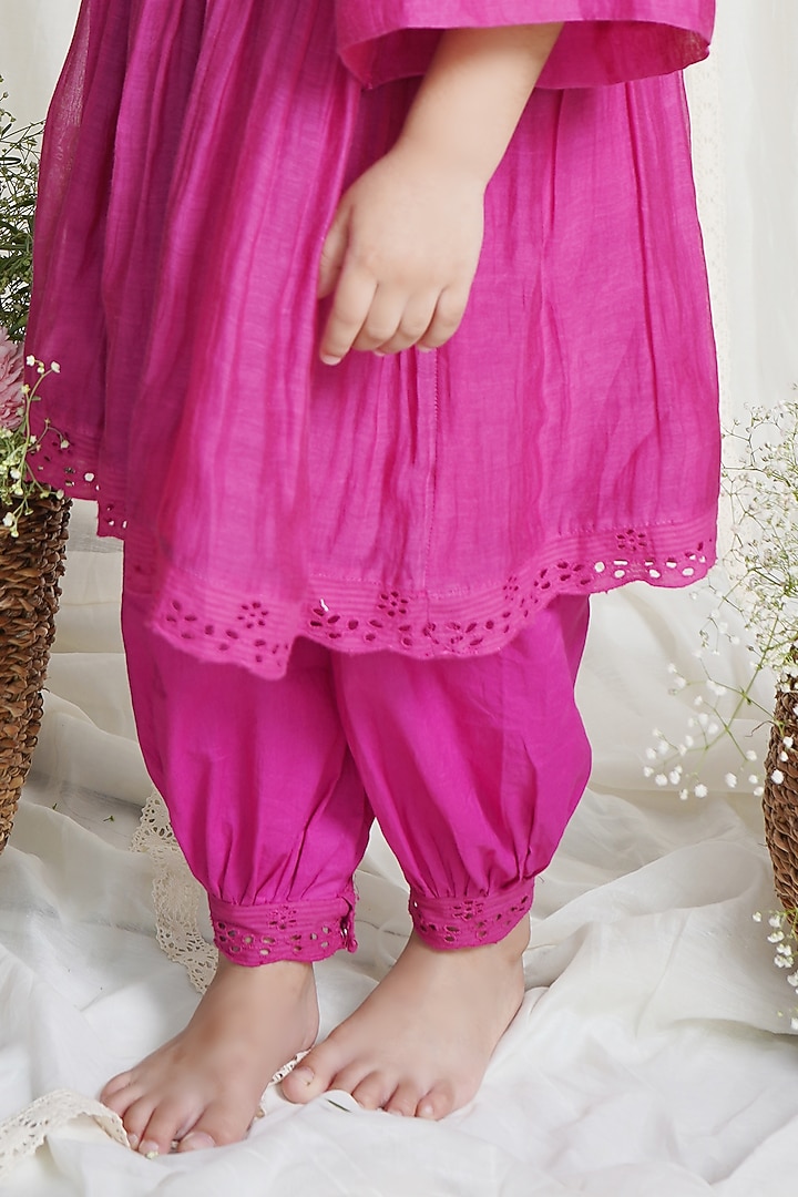 Fuchsia Hand Embroidered Kurta Set For Girls by Ananda Life - Kids at Pernia's Pop Up Shop