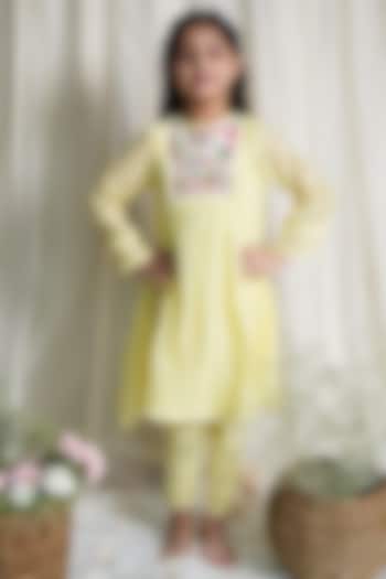 Lemon Yellow Chanderi Kurta Set For Girls by Ananda Life - Kids