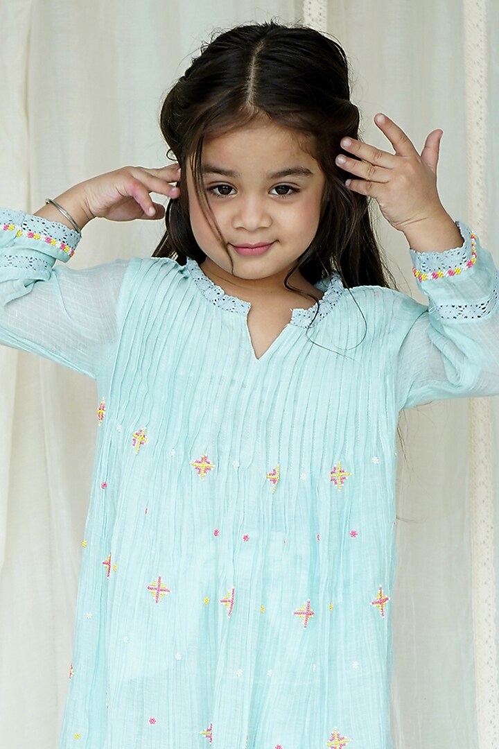 Blue Chanderi Kurta Set For Girls by Ananda Life - Kids at Pernia's Pop Up Shop