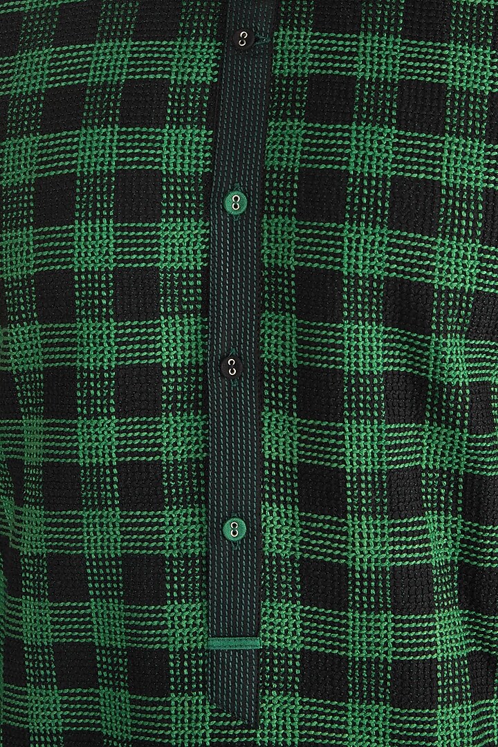 Emerald Green Checkered Kurta Set by Anuj Madaan at Pernia's Pop Up Shop