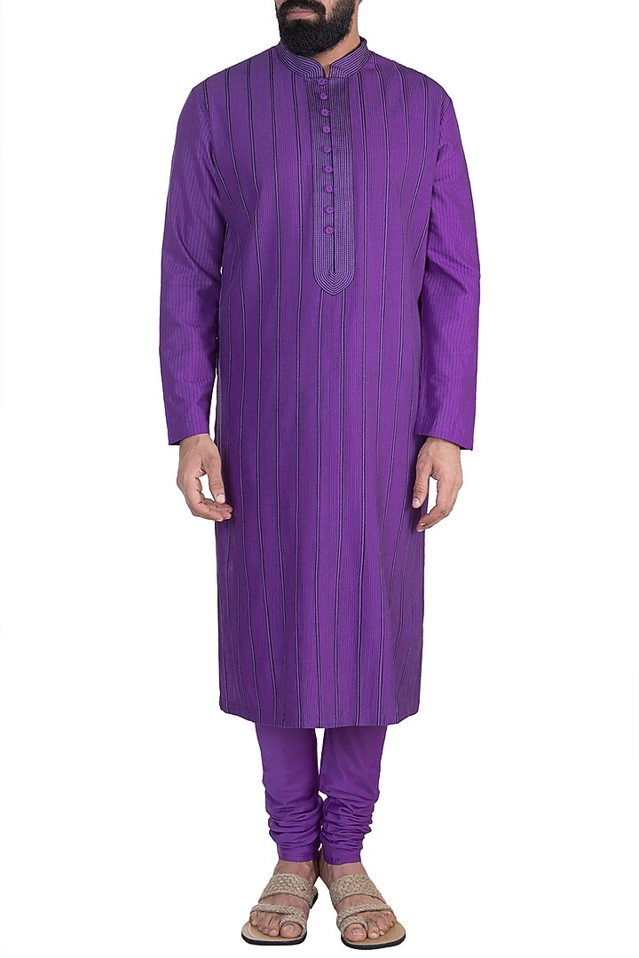 Purple Pintucks Kurta Set by Anuj Madaan at Pernia's Pop Up Shop