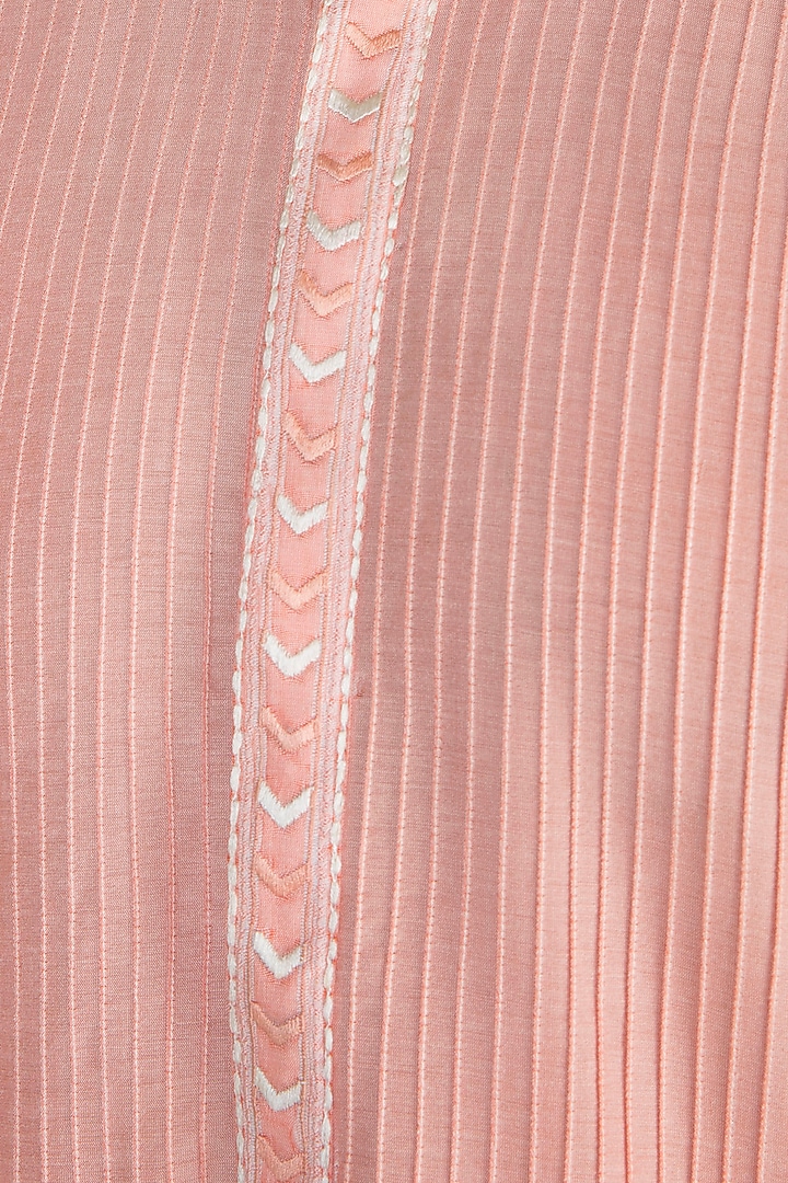 Blush Pink Embroidered Kurta Set by Anuj Madaan at Pernia's Pop Up Shop