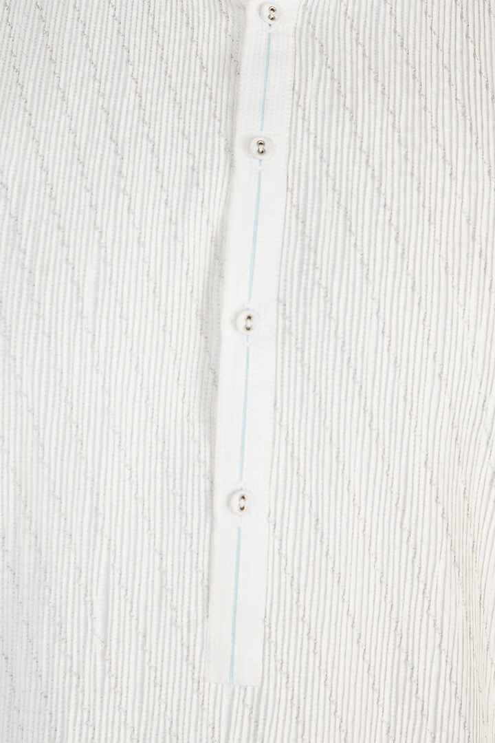 White Pintuck Kurta Set by Anuj Madaan at Pernia's Pop Up Shop