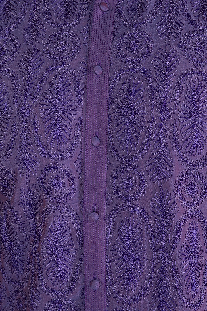Purple Jaal Pattern Kurta by Anuj Madaan at Pernia's Pop Up Shop