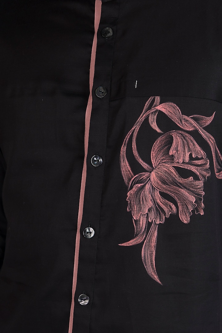 Black Tencel Hand Painted Short Kurta by Ananke at Pernia's Pop Up Shop