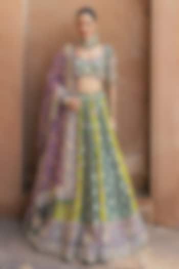 Green Banarasi Bandhani Silk Resham Work Bridal Lehenga Set by Annu Patel at Pernia's Pop Up Shop