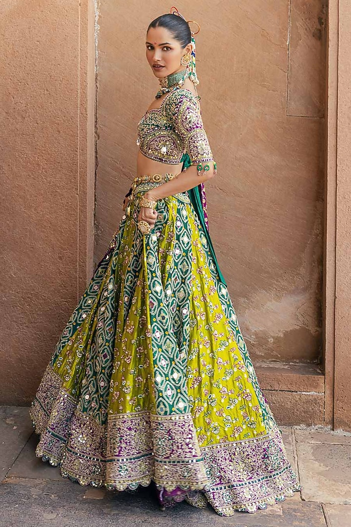 Green Banarasi Bandhani Silk Resham Work Bridal Lehenga Set by Annu Patel at Pernia's Pop Up Shop
