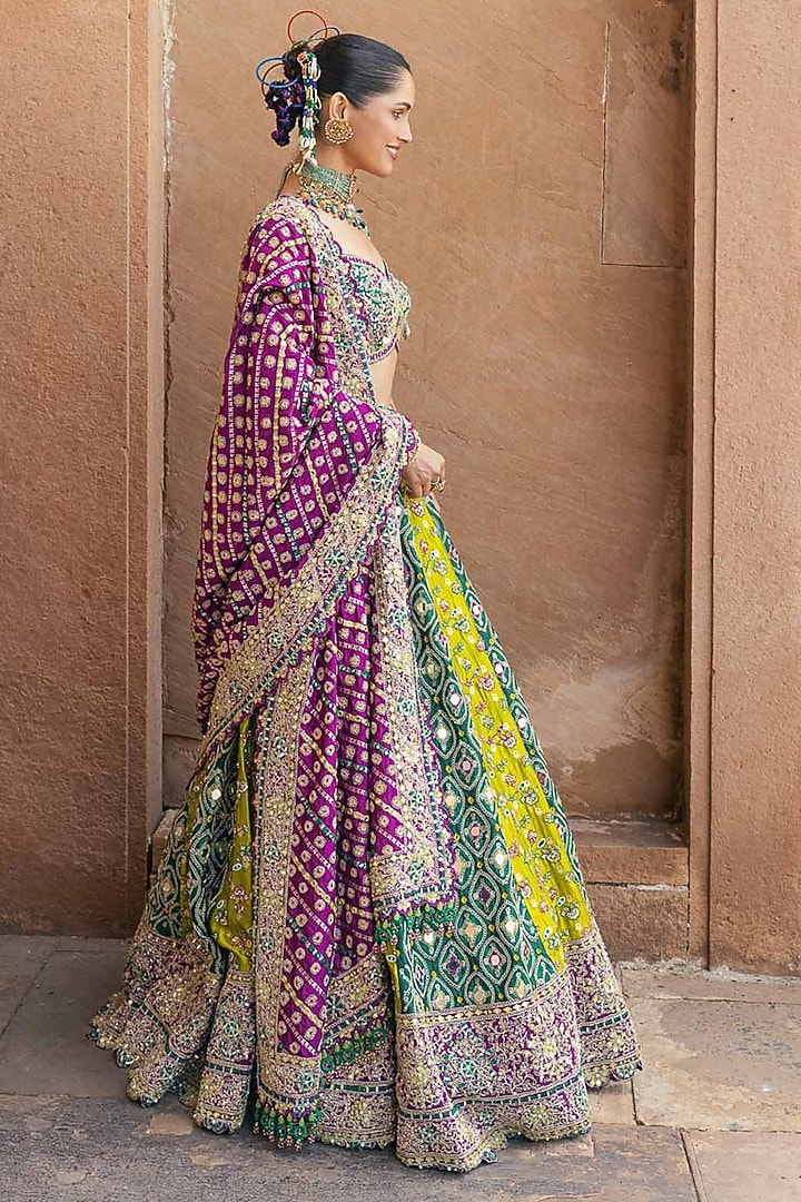 Green Banarasi Bandhani Silk Resham Work Bridal Lehenga Set by Annu Patel at Pernia's Pop Up Shop
