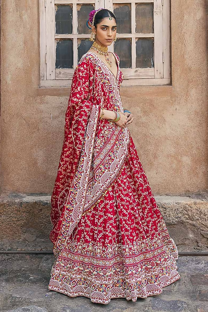 Red Banarasi Silk Zardosi Work Bridal Lehenga Set by Annu Patel at Pernia's Pop Up Shop