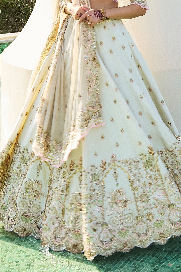 Ivory Diamond Tissue & Tissue Cutdana Embroidered Bridal Lehenga Set by Annu Patel at Pernia's Pop Up Shop