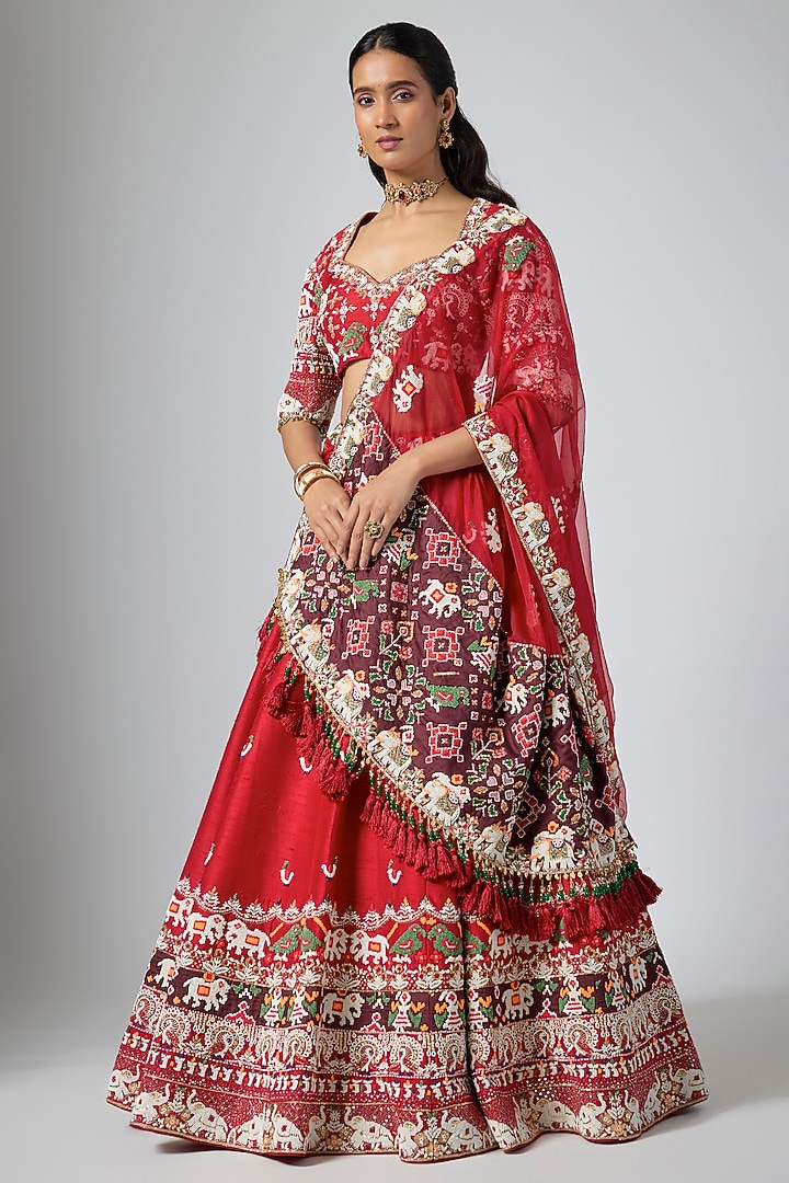 Red Raw Silk Zardosi Embroidered Bridal Lehenga Set by ANNU'S CREATION at Pernia's Pop Up Shop