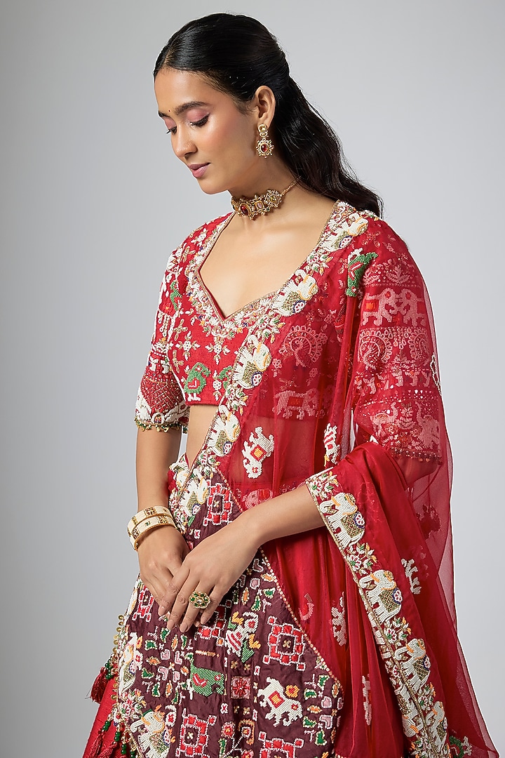 Red Raw Silk Zardosi Embroidered Bridal Lehenga Set by Annu Patel at Pernia's Pop Up Shop