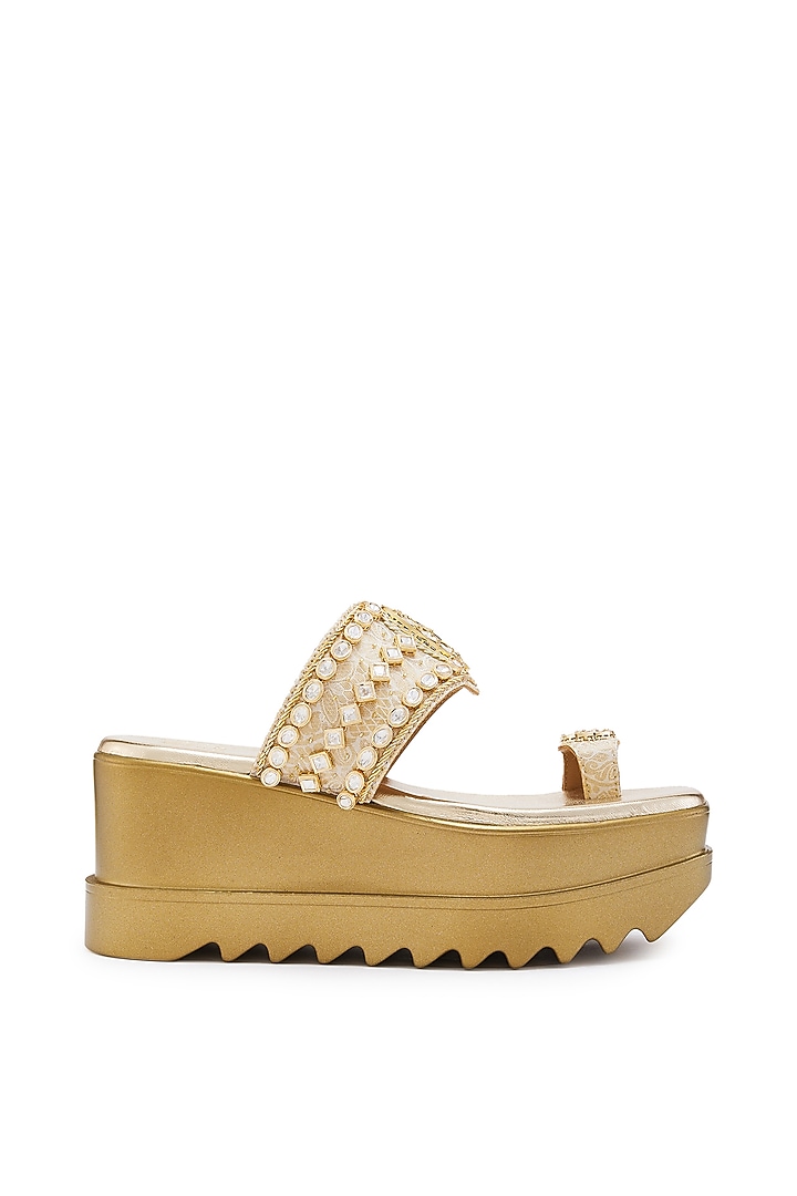 Gold Brocade Jadau Hand Embroidered Wedges by Anaar at Pernia's Pop Up Shop