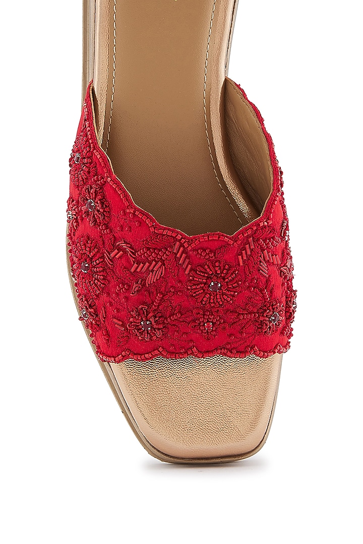 Red Bridal Satin Resham Embroidered Wedge Sandals by Anaar at Pernia's Pop Up Shop