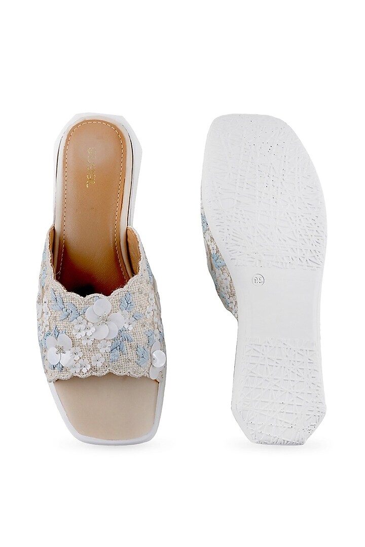Beige Jute Raffia Hand Embroidered Open-Toe Sandals by Anaar at Pernia's Pop Up Shop