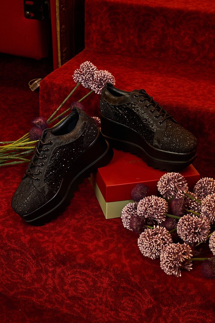 Black Lace Pearl Hand Embroidered Sneakers by Anaar at Pernia's Pop Up Shop