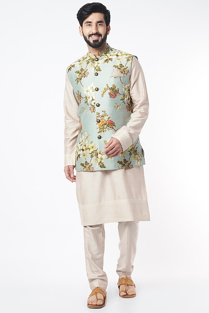 Ivory Kurta Set With floral Bundi Jacket by Anushree Reddy Men