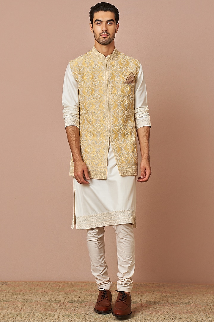 Yellow Raw Silk Embroidered Bundi Jacket With Kurta Set by Anushree Reddy Men