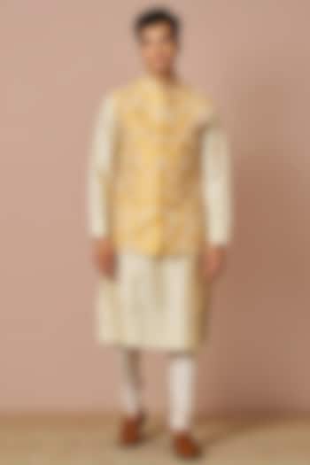 Pastel Yellow Raw Silk Embroidered Bundi Jacket With Kurta Set by Anushree Reddy Men