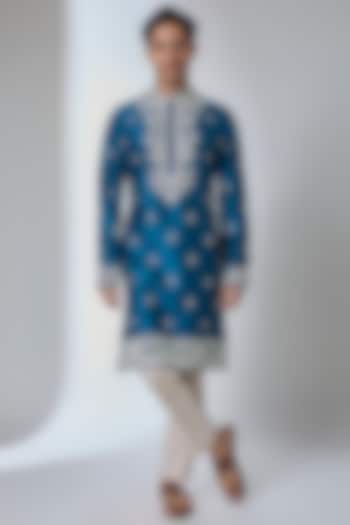 Midnight Blue Silk Kurta Set by Anushree Reddy Men at Pernia's Pop Up Shop