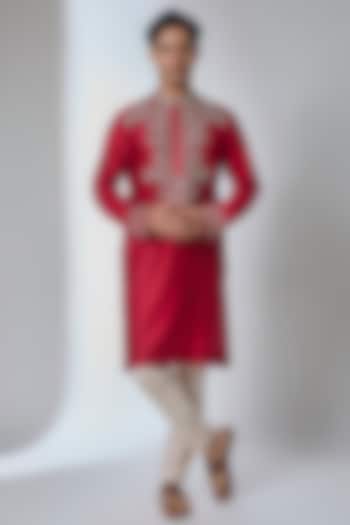 Red Silk Kurta Set by Anushree Reddy Men at Pernia's Pop Up Shop