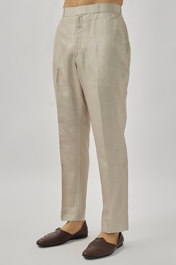 Ivory Raw Silk Groom Indowestern Set by Anushree Reddy Men at Pernia's Pop Up Shop