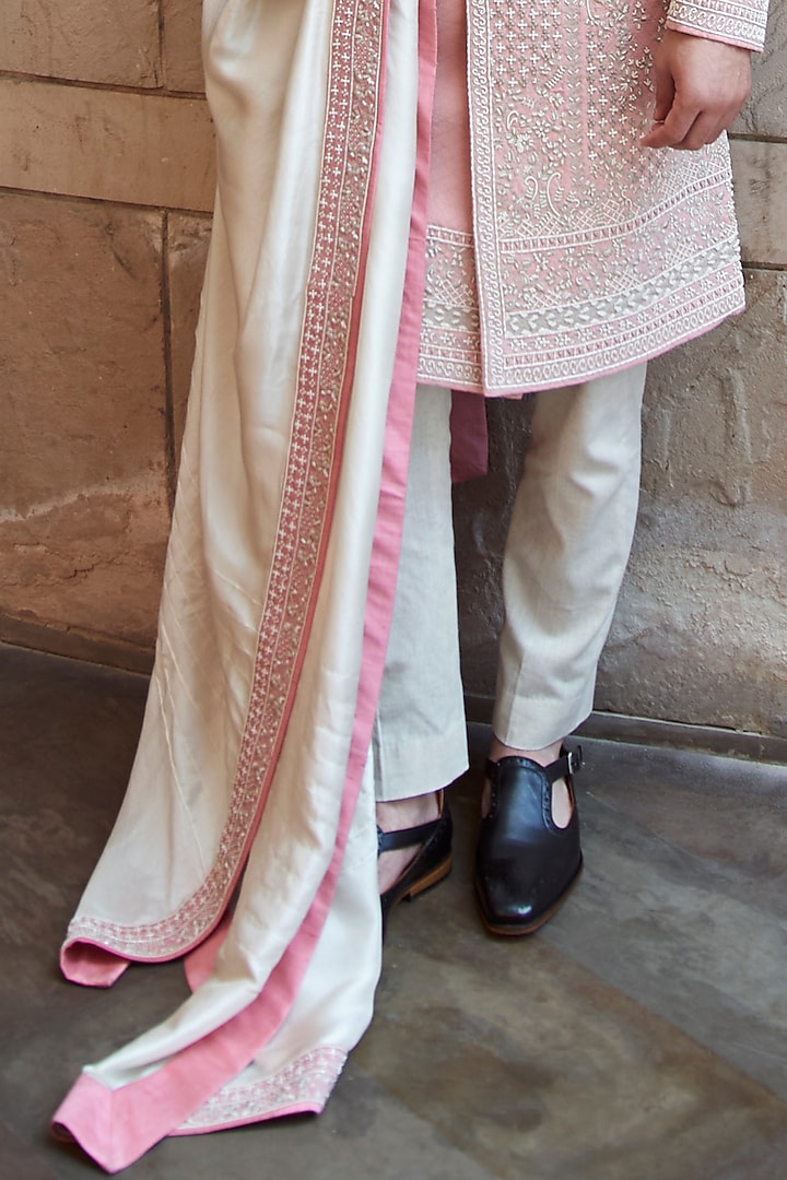 Dusky Pink Raw Silk Groom Sherwani Set by Anushree Reddy Men at Pernia's Pop Up Shop