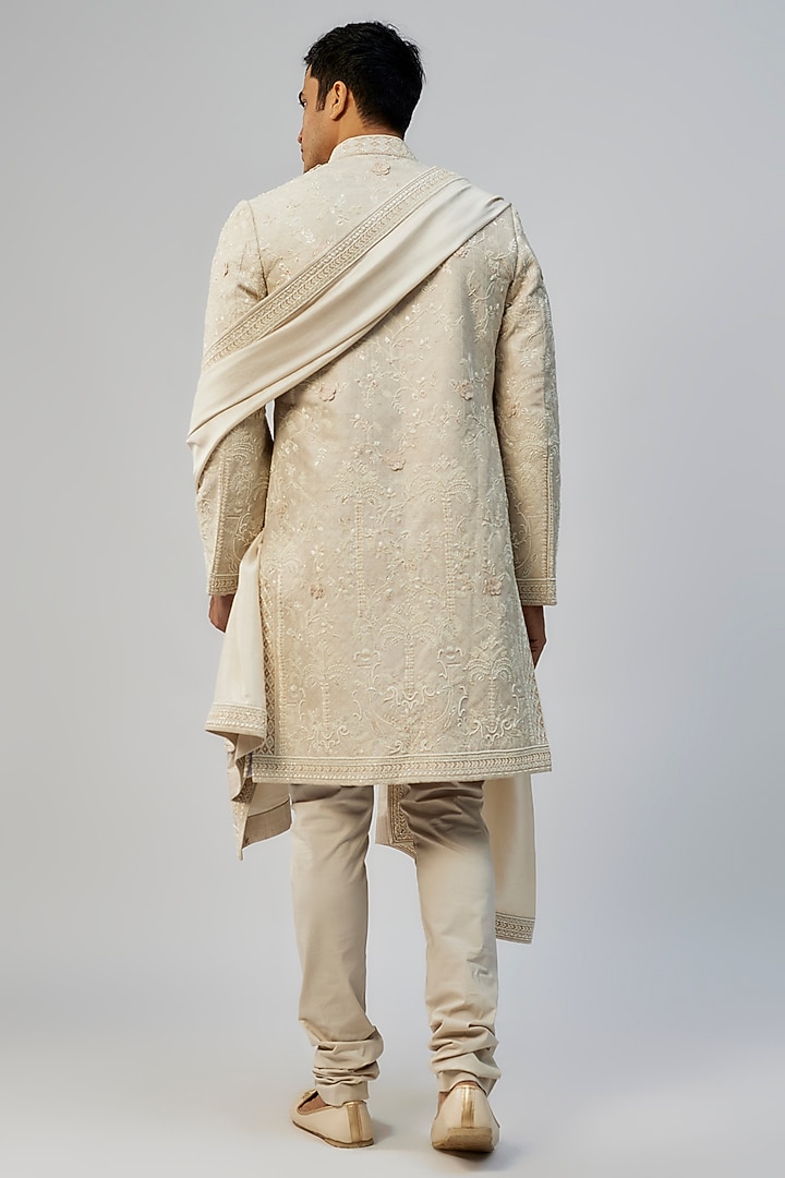 Ivory Raw Silk Embroidered Groom Sherwani Set by Anushree Reddy Men at Pernia's Pop Up Shop