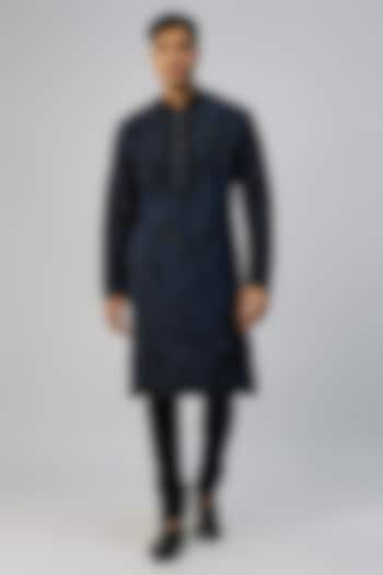 Navy Blue Chanderi Kurta Set by Anushree Reddy Men