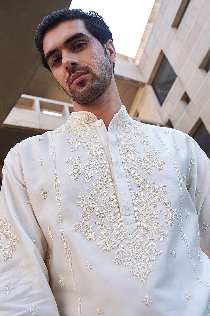 Ivory Chanderi Pearl Embroidered Kurta Set by Anushree Reddy Men at Pernia's Pop Up Shop
