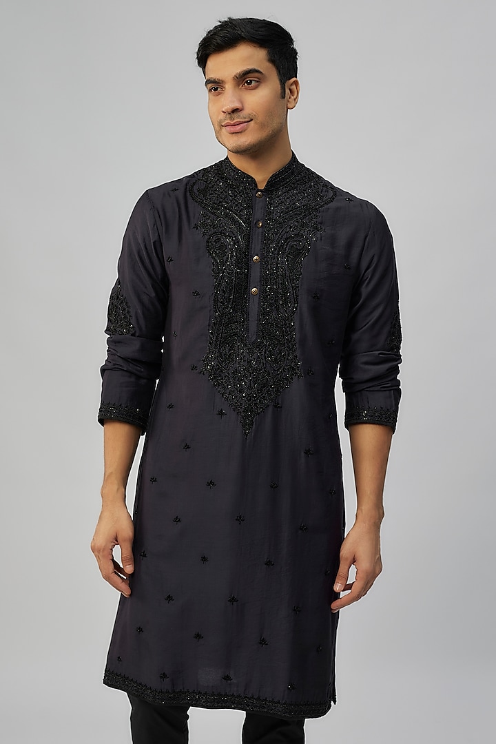 Navy Blue Chanderi Kurta Set by Anushree Reddy Men at Pernia's Pop Up Shop