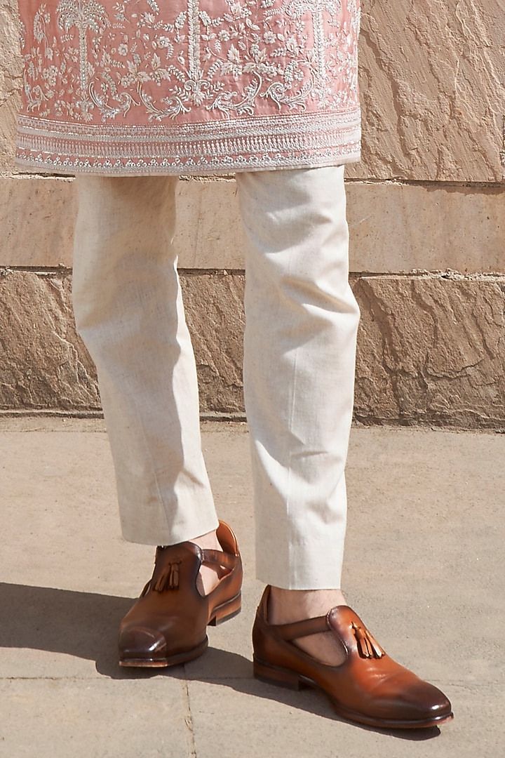 Dusty Rose Chanderi Embroidered Kurta Set by Anushree Reddy Men at Pernia's Pop Up Shop
