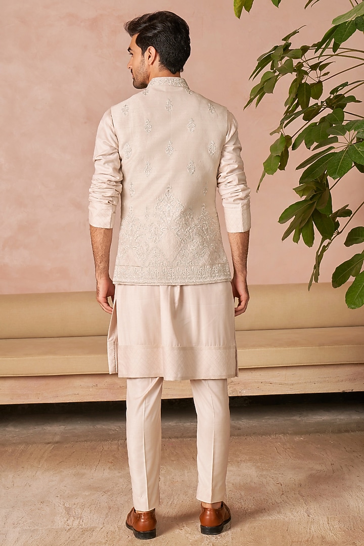 Ivory Raw Silk Bundi Jacket Set by Anushree Reddy Men at Pernia's Pop Up Shop