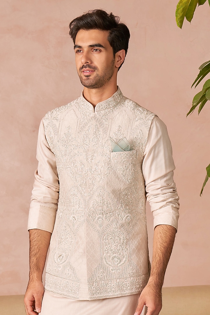 Ivory Raw Silk Bundi Jacket Set by Anushree Reddy Men at Pernia's Pop Up Shop