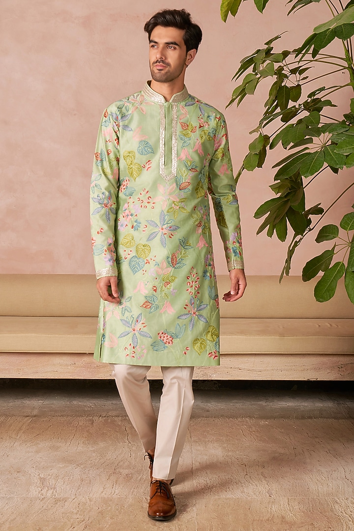 Sage Green Chanderi Kurta Set by Anushree Reddy Men at Pernia's Pop Up Shop