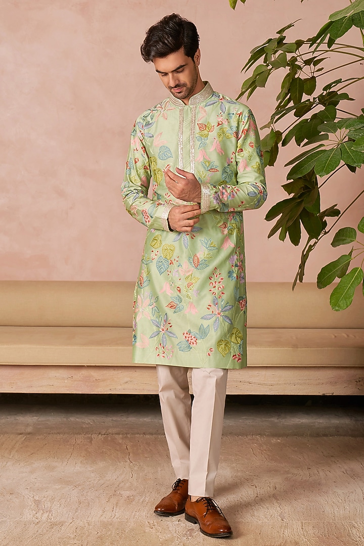 Sage Green Chanderi Kurta Set by Anushree Reddy Men at Pernia's Pop Up Shop